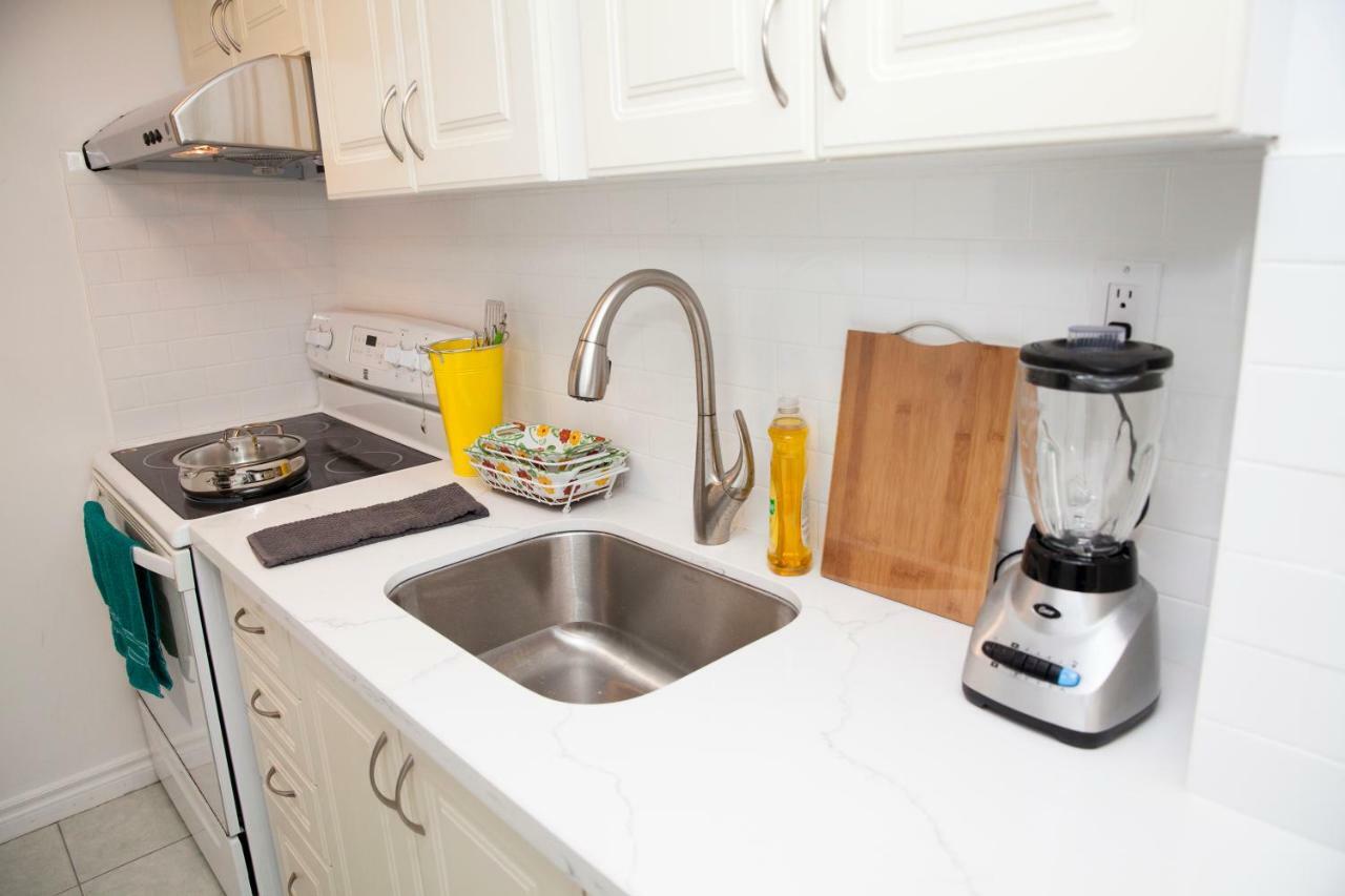 Cozy 3Br 2Bth Lower Unit, A Min To Hwy401, 404 & Dvp Villa Toronto Esterno foto