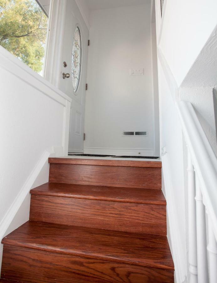 Cozy 3Br 2Bth Lower Unit, A Min To Hwy401, 404 & Dvp Villa Toronto Esterno foto